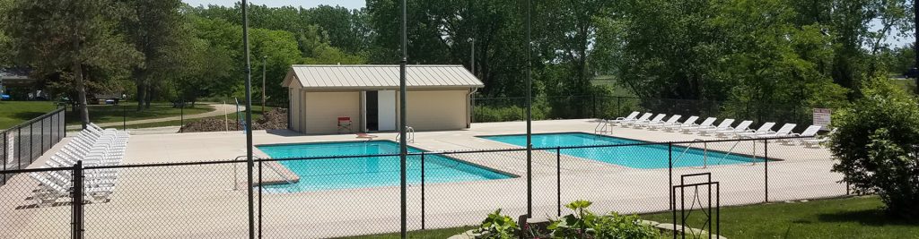 outdoor-pools-cuttys-camping-resort-iowa | Cutty's Camping Resort